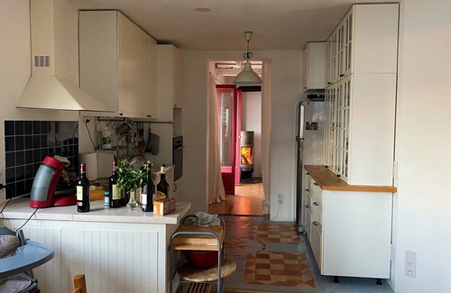 Ault Casa | casa con encanto junto al mar con balcón acristalado