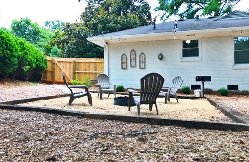 Roswell Casa | Charming House walking distance to Historic Downtown Roswell