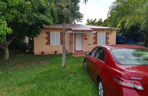 Homestead Casa | Charming house with AC in fabulous Homestead