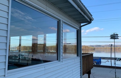 Lansing Township Casa | Charming House with Amazing Views! Next to Marina and Tiki Bar