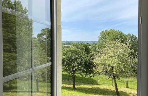 La Mesniere Cabaña | Casa encantadora con futbolín y jardín en el corazón del Perche