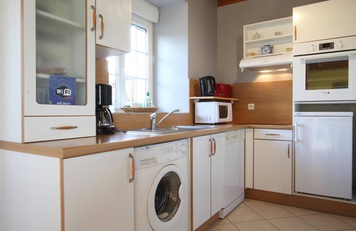 Tamerville Cabaña | Encantadora casa con terraza, jardín cercado, admite mascotas, Wifi, cerca de Valognes