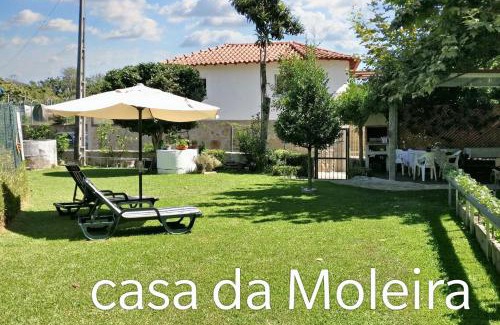 Vila Verde Casa | Charming house with lake and mountain views in Rendufe