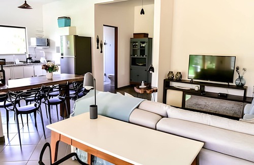 Tesouro da Colina Condominio | Charming house with sea view in Ilhabela