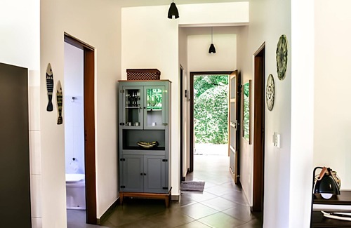 Tesouro da Colina Condominio | Charming house with sea view in Ilhabela