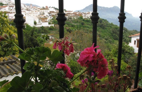 Gaucín Casa | Casa con personalidad con impresionantes vistas y wifi gratis cerca de todas las comodidades
