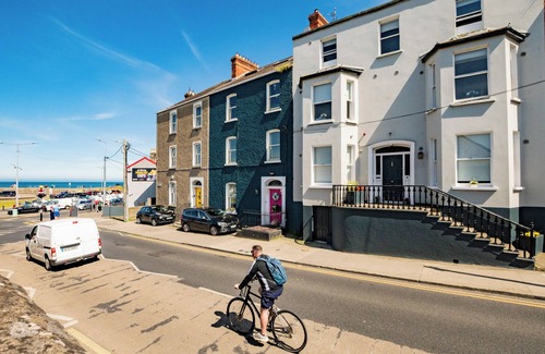 Howth Apartamento | Charming Howth Marina Retreat