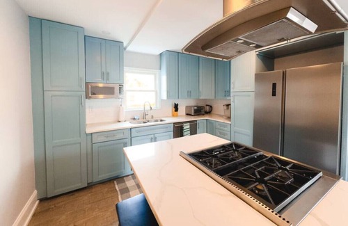 Hyannis Condominio | Charming Hyannis 3 Bed 2 Bath