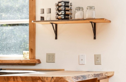 Maple City Cabina | 🍄 Charming Hygge 2BDR Cabin in Leelanau County ➠ 4889