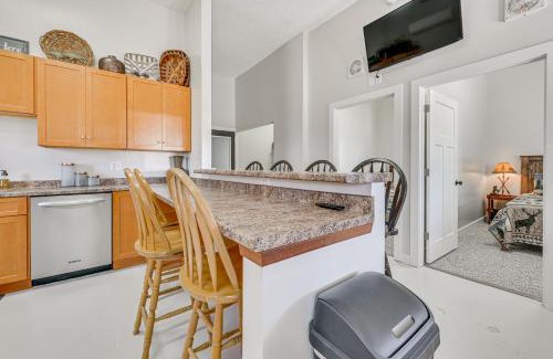 Ellston Casa | Charming Iowa Home 1 Mi to Golf