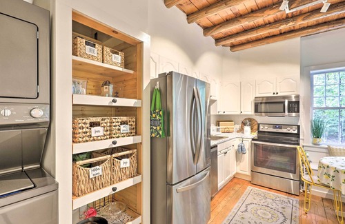 Jaffrey Cabaña | Charming Jaffrey Cottage w/ Deck & Grill!