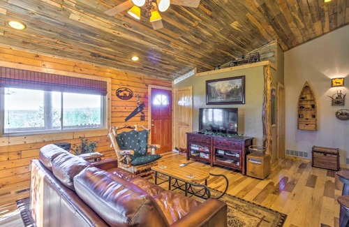 Indian Mountain Casa | Charming Jefferson Retreat with Deck and Grill!