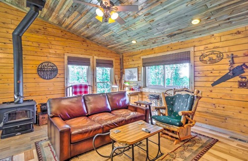 Indian Mountain Casa | Charming Jefferson Retreat with Deck and Grill!