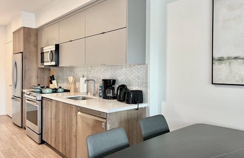 Koreatown Hotel | Charming LA Retreat