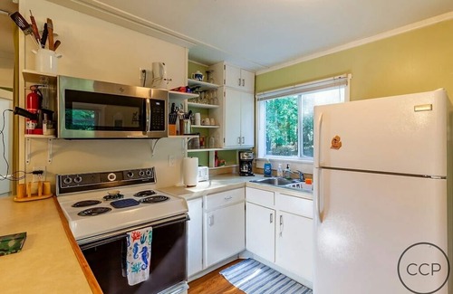 Montague Cabina | Lago Michigan Cottage con Encanto-RECIENTEMENTE ACTUALIZADO!
