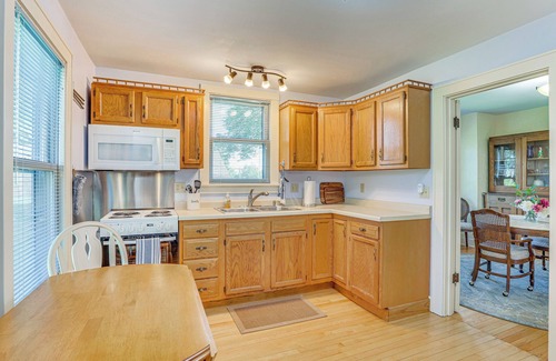 Lake Mills Casa | Charming Lake Mills Home Near Rock Lake & Beach
