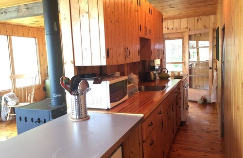 Addington Highlands Cabaña | Encantador lago Weslemkoon Retiro