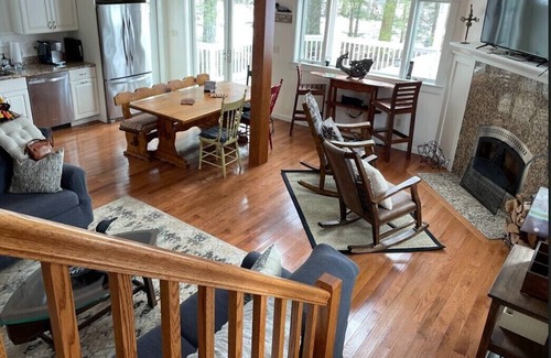 Mirror Lake Cabaña | Charming Lakefront Cottage on Winter Harbor – Your Perfect Escape