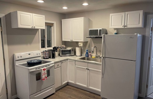 Spirit Lake Cabina | Charming Lakefront Fireside 3BR in Spirit Lake with Dock-space WiFi, AC, Pets OK