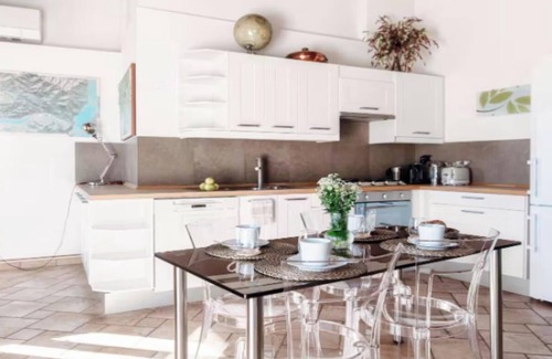 Menaggio Apartamento | Charming Lakeview Apartment in Villa - Menaggio