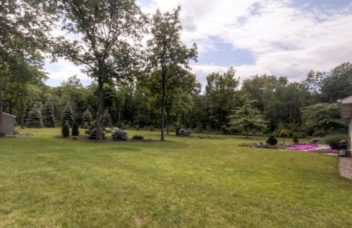 Lewiston Apartamento | Charming Lewiston Apt 10 Miles to Niagara Falls!