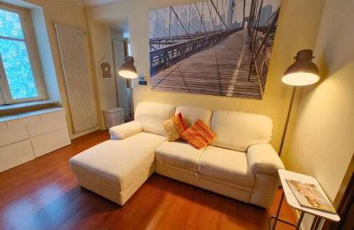 Cit Turin Apartamento | Charming Liberty Flat