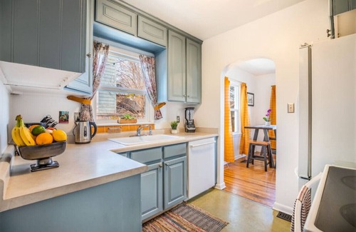 Liberty Wells Cabaña | Charming Liberty Park Retreat, Close to Downtown