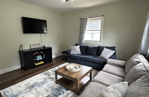 Cortland Apartamento | Charming Lincoln 4BR Apt