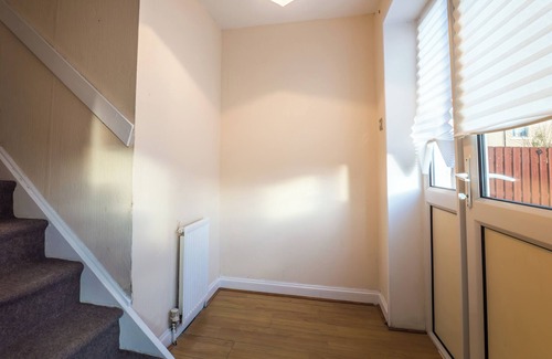 Uphall Casa | Charming Livingston Home with Garden