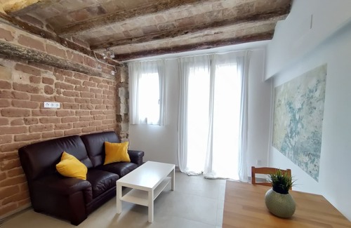 Vic - Remei Apartamento | Encantador Loft en el centro Histórico de Manresa.