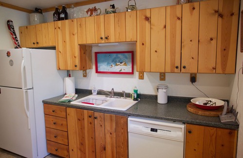 Black Hawk Cabina | Log Cabin encantador para Peaceful Mountain Getaway!