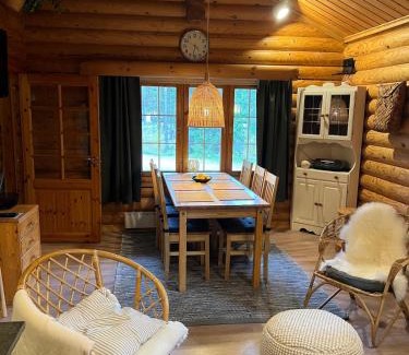 Yllasjarvi Chalet De Esquí | Charming Log Chalet, Ylläs, Wifi, 400m to restaurants