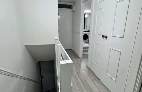 Thamesmead Apartamento | Charming London Apartment Retreat