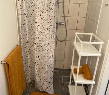 Aalborg Midtby Apartamento | Charming - Luxurious 1 bedroom apartment in The Heart of Aalborg