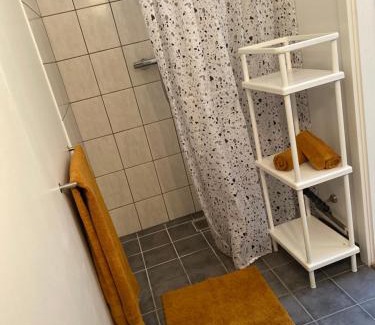 Aalborg Midtby Apartamento | Charming - Luxurious 1 bedroom apartment in The Heart of Aalborg