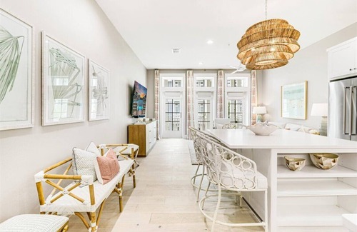 Cinnamon Shore Condominio | Charming Luxury Beach Condo at Cinnamon Shore! By Restaurants+Shops+Amenities