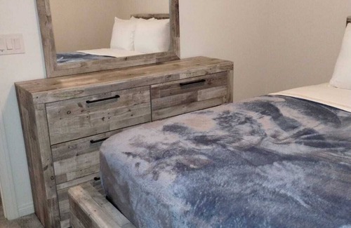 Centennial Hills Casa | Charming Luxury Room for rent King and Queen bed available