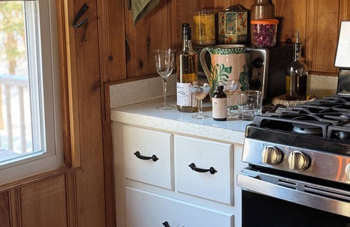 Bridgton Cabina | Charming Maine cabin in Bridgton Highland Lake