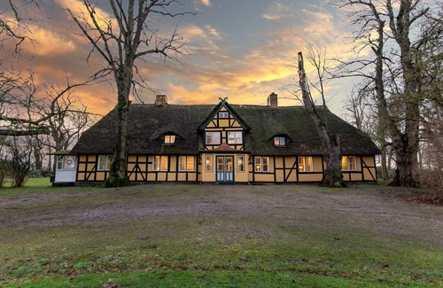 Damp Casa | Charming manor house near the Baltic Sea with fireplace and plenty of space