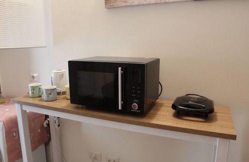Tuscania Apartamento | Charming Mara's Casina in Downtown, fabulous, free WiFi!