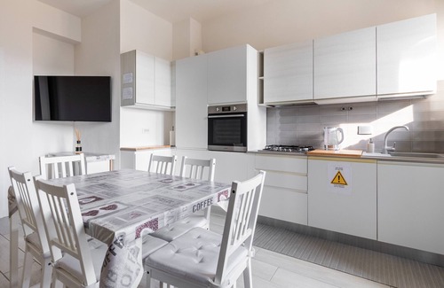 Savena Apartamento | Charming Mazzini Apartment by Wonderful Italy