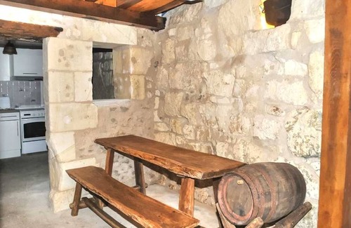Loches Cabaña | Alojamiento único en 3 niveles, histórico y acogedor, en el corazón de la ciudad medieval de Loches