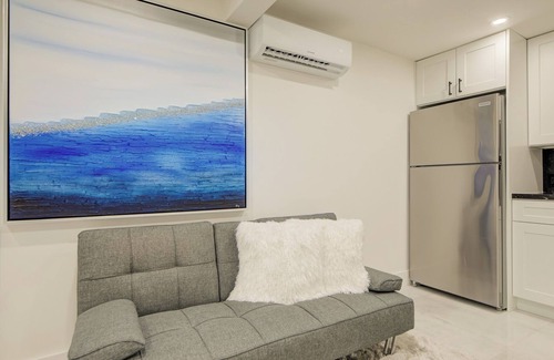 Buena Vista Cabaña | Charming Miami Design District Cottage 1BR/1BA- Free Parking- Hot Tub