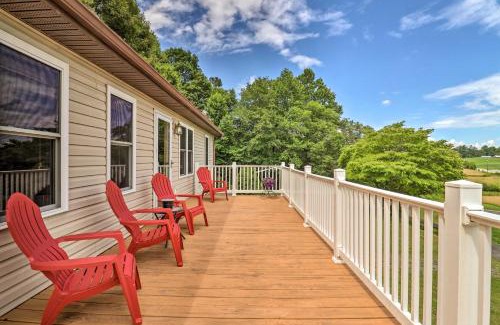 Mills River Casa | Charming Mills River Home with Porch and Yard!