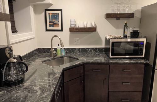 Pleasant Plains Apartamento | Charming, modern 1-bedroom apartment in Washington with WiFi, AC