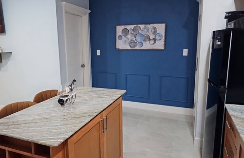 Belair Estates Apartamento | Charming Modern 1-bedroom apartment with WiFi, AC in Beautiful Nassau