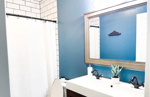 West Hollywood Casa | Charming.Modern 3 bedroom house. BBQ. Big Backyard