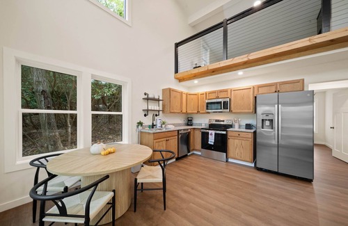 Boone Cabina | Charming Modern Cabin in Quiet Setting