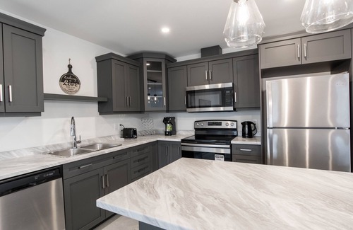 Riverview Casa | ⋆Charming, modern, luxury house with garage⋆