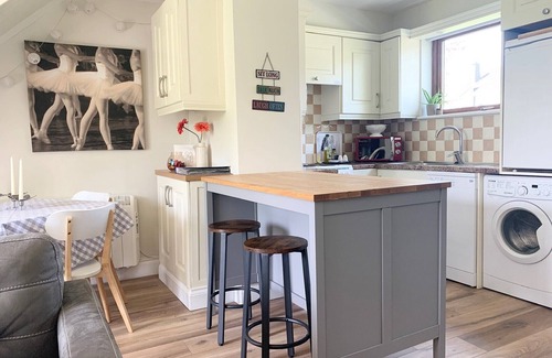 Fermoy Casa | Se siente como en casa - cerca de todo.